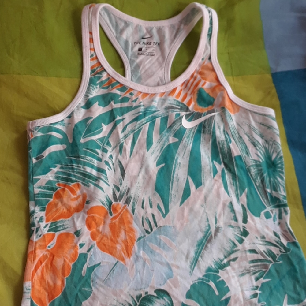 Nike tank top
